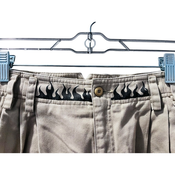 Liz Claiborne Vintage 90's Playboy Bunny Khaki Shorts Size 8 Women's Cut Off - Picture 2 of 6